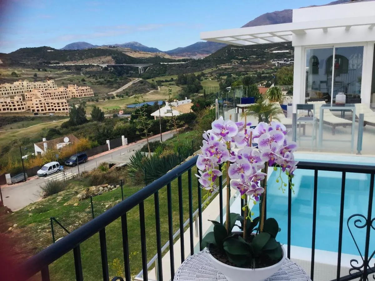 Villa Hesla Estepona Spain