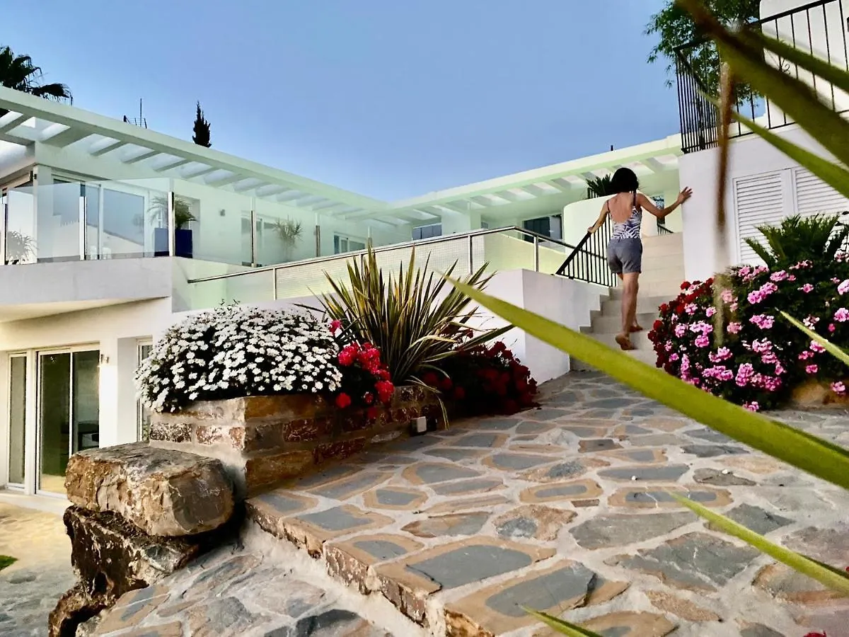 Villa Hesla Estepona 0*,