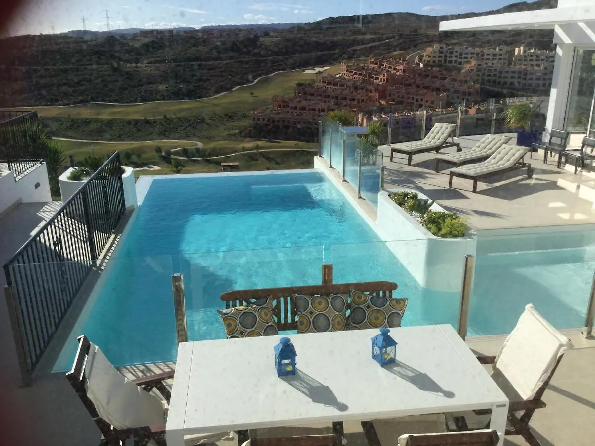 Villa Hesla Estepona 0*,  İspanya