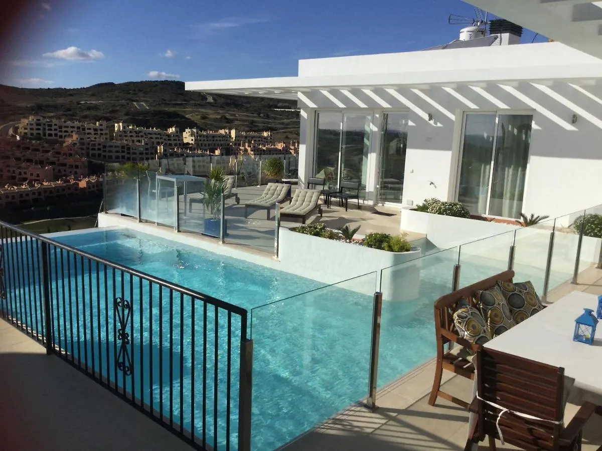 Villa Hesla Estepona İspanya