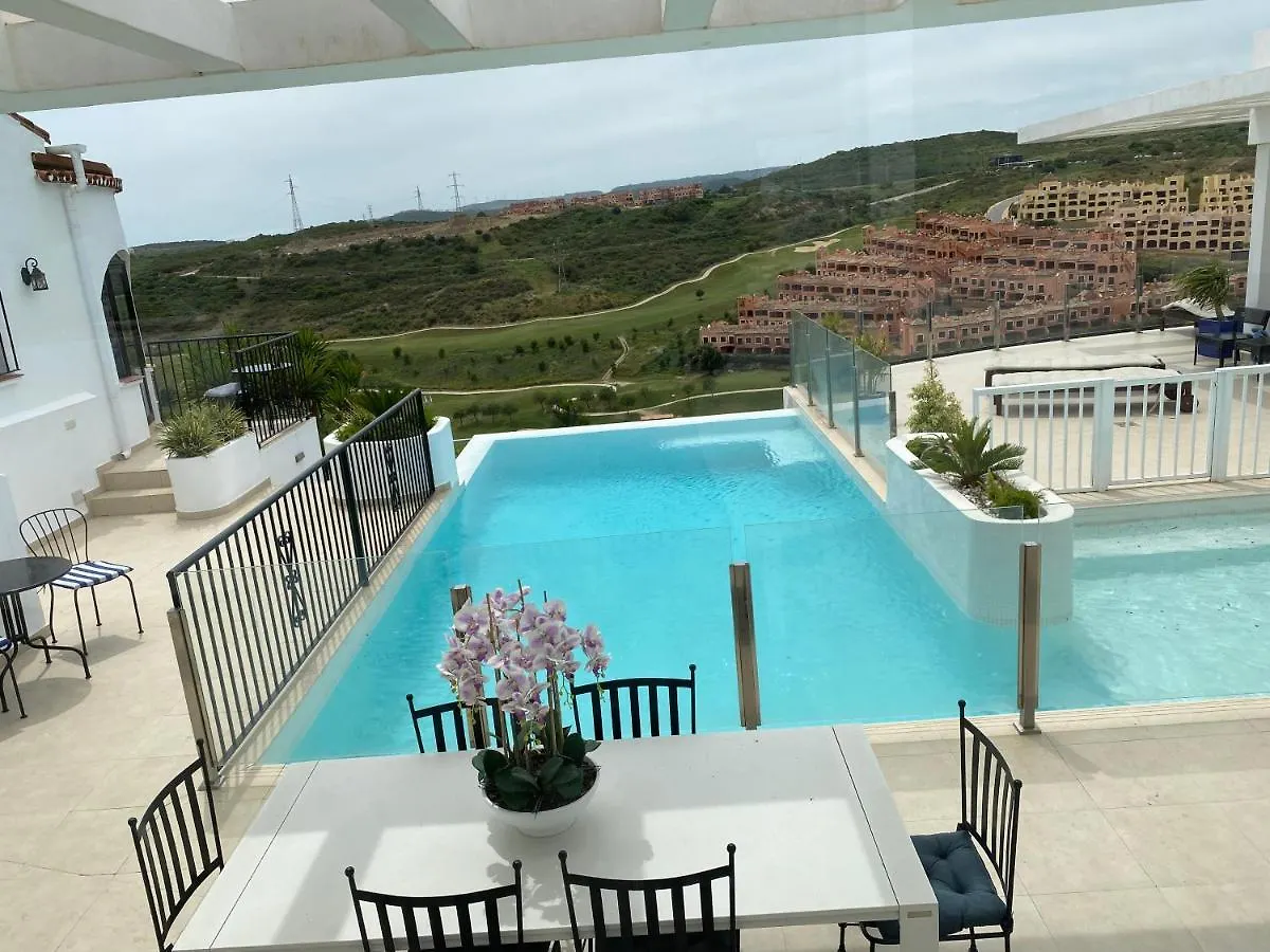 Villa Hesla Estepona 0*,