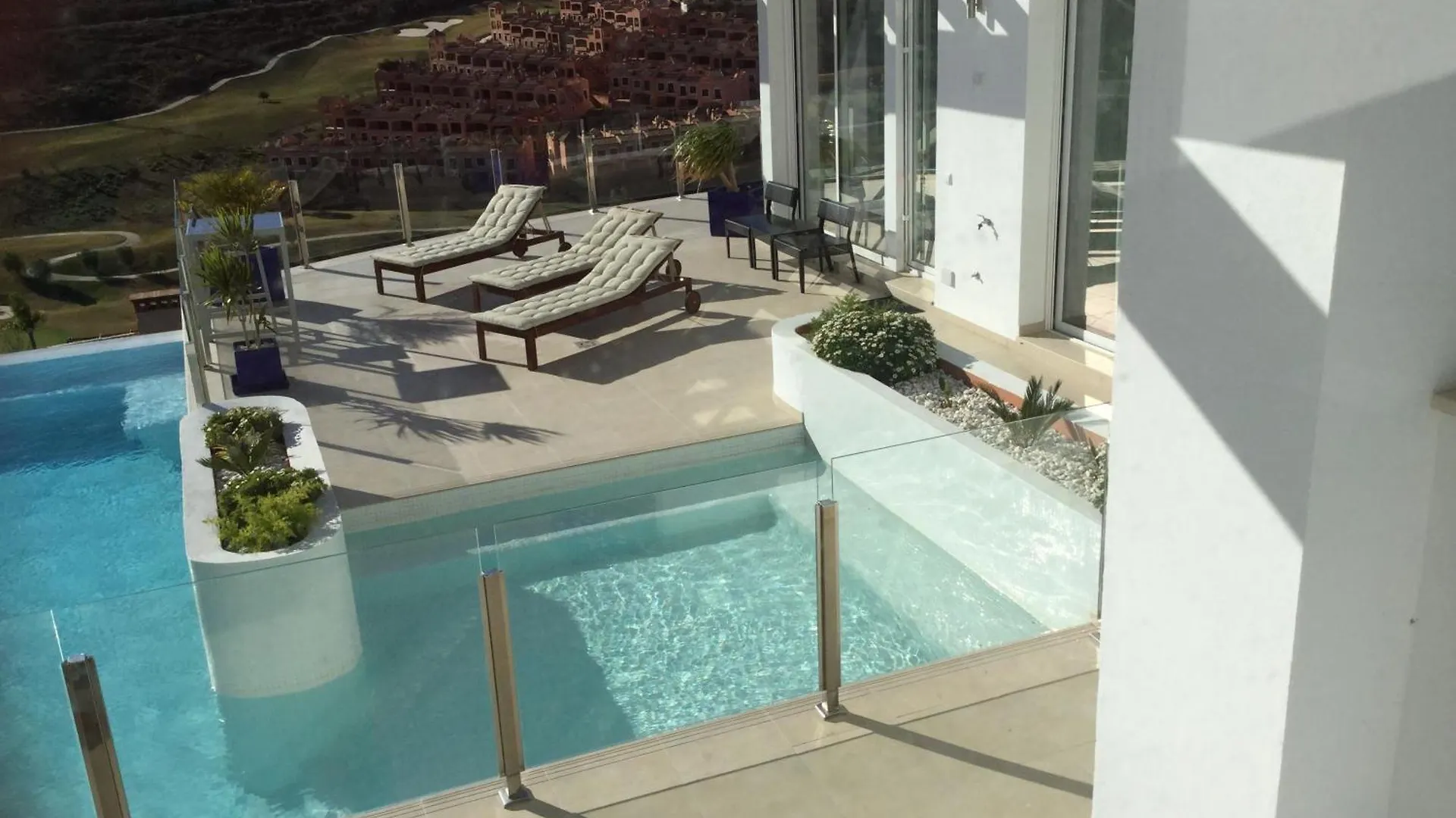 Villa Hesla Estepona İspanya